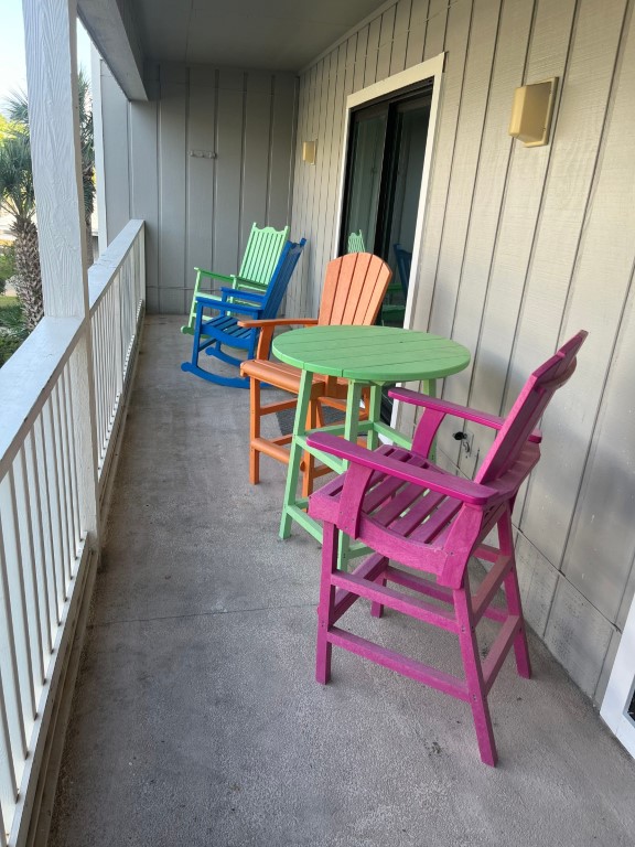 44-Apr 25, 2023 22-00-49-iovr