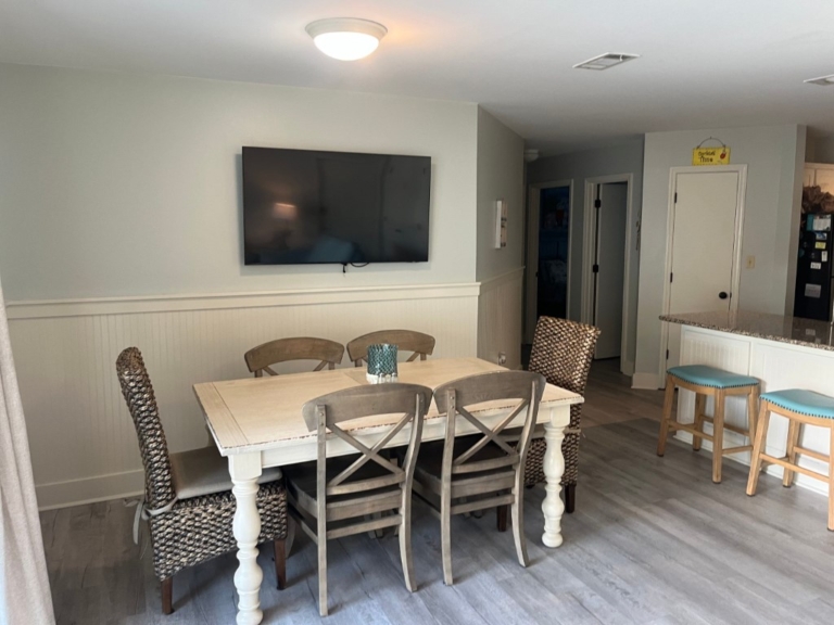 8-Apr 25, 2023 21-56-18-ZwJG